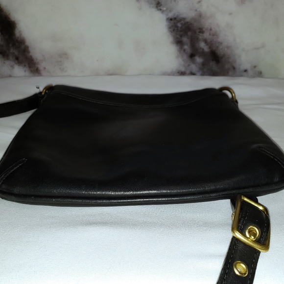 Coach vintage black crossbody purse - Picture 6 of 14
